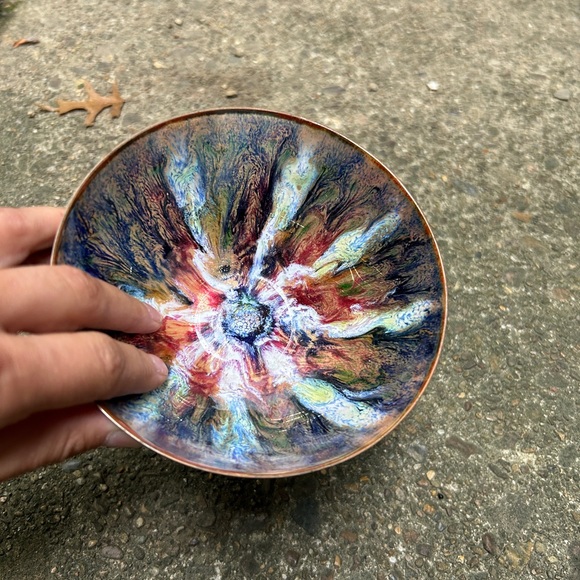 Vintage MCM enamel over copper bowl! - Picture 2 of 6